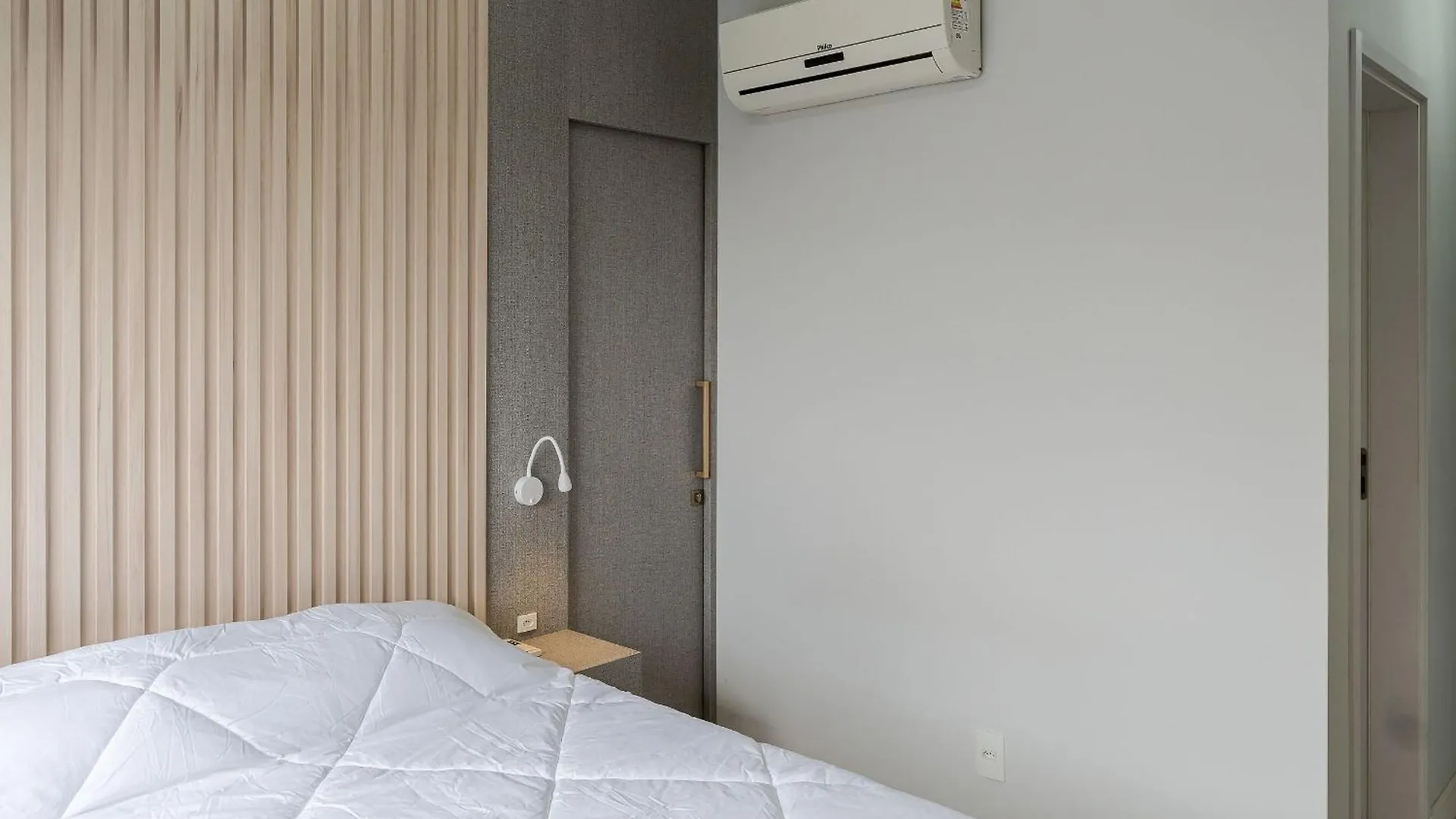 Apto Com Varanda E Churrasq 500M Da Praia Rml605 Imbituba  Imbituba (Santa Catarina)
