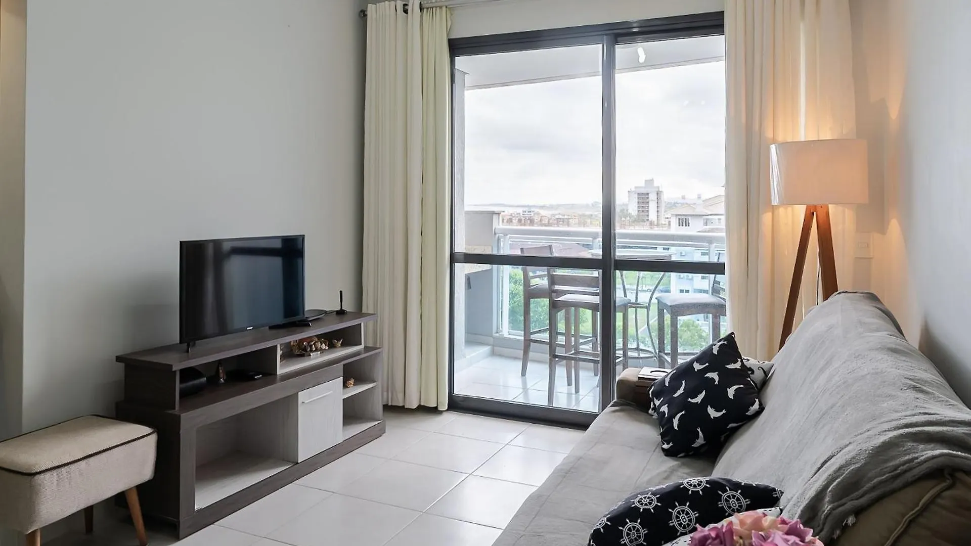 Apto Com Varanda E Churrasq 500M Da Praia Rml605 Imbituba